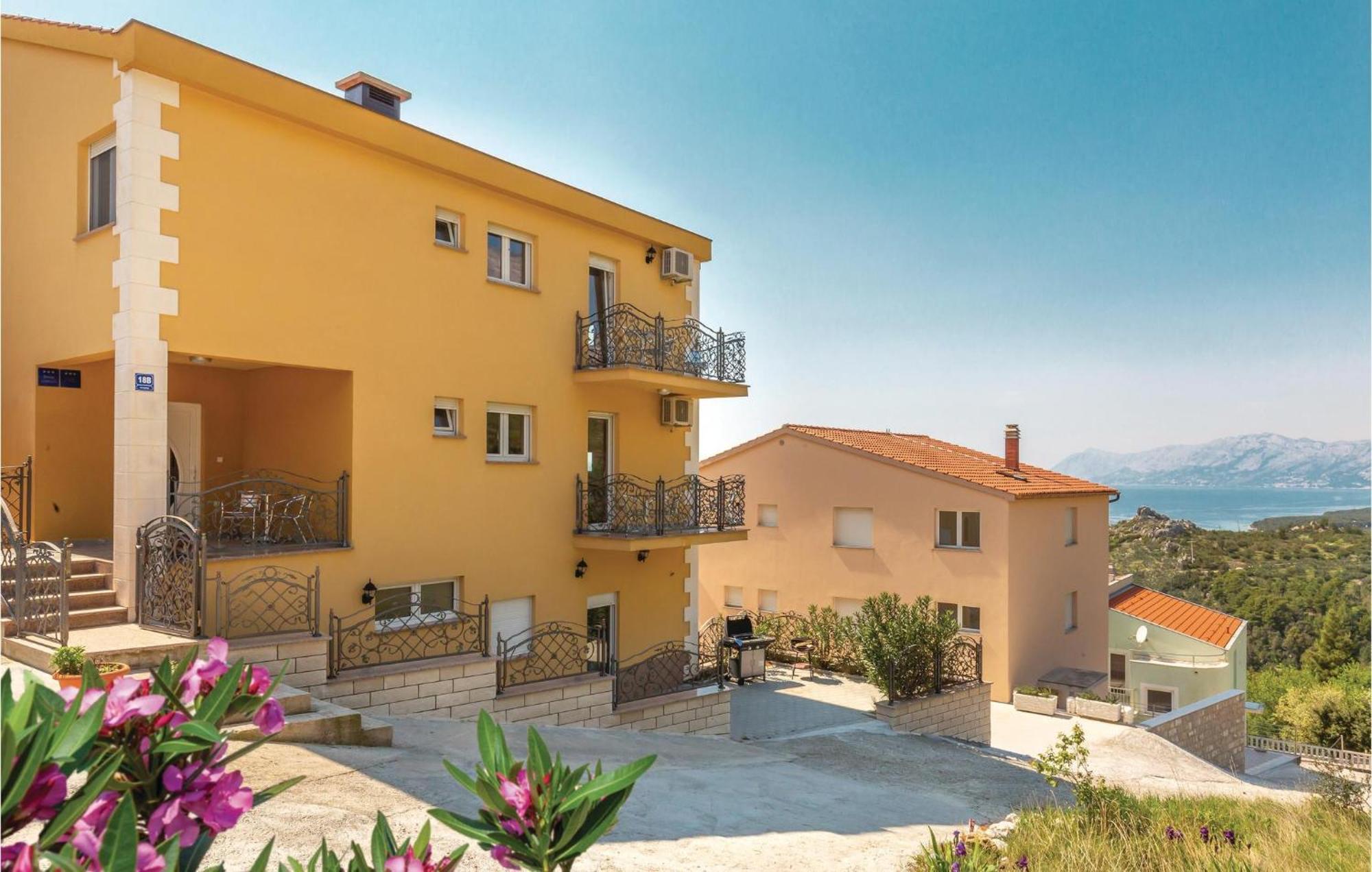 Gorgeous Apartment In Krvavica With Kitchen Exterior photo